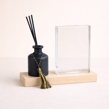 M7-15 برواز قزاز مع علبة معطر